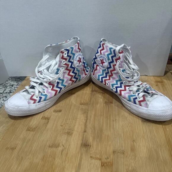 Converse Chuck Taylor All Star Shoes Womens Sz 9 White High Voltage Zig Zag * - Picture 1 of 16